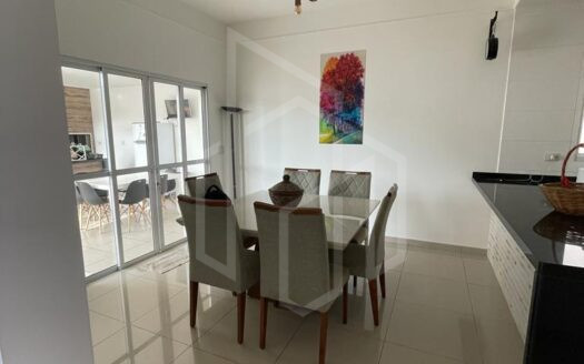 Mansão em Boituva em condomínio fechado