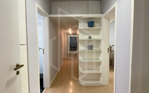 Rua Juquis, nº 225 </br> Edifício Maison Versailles